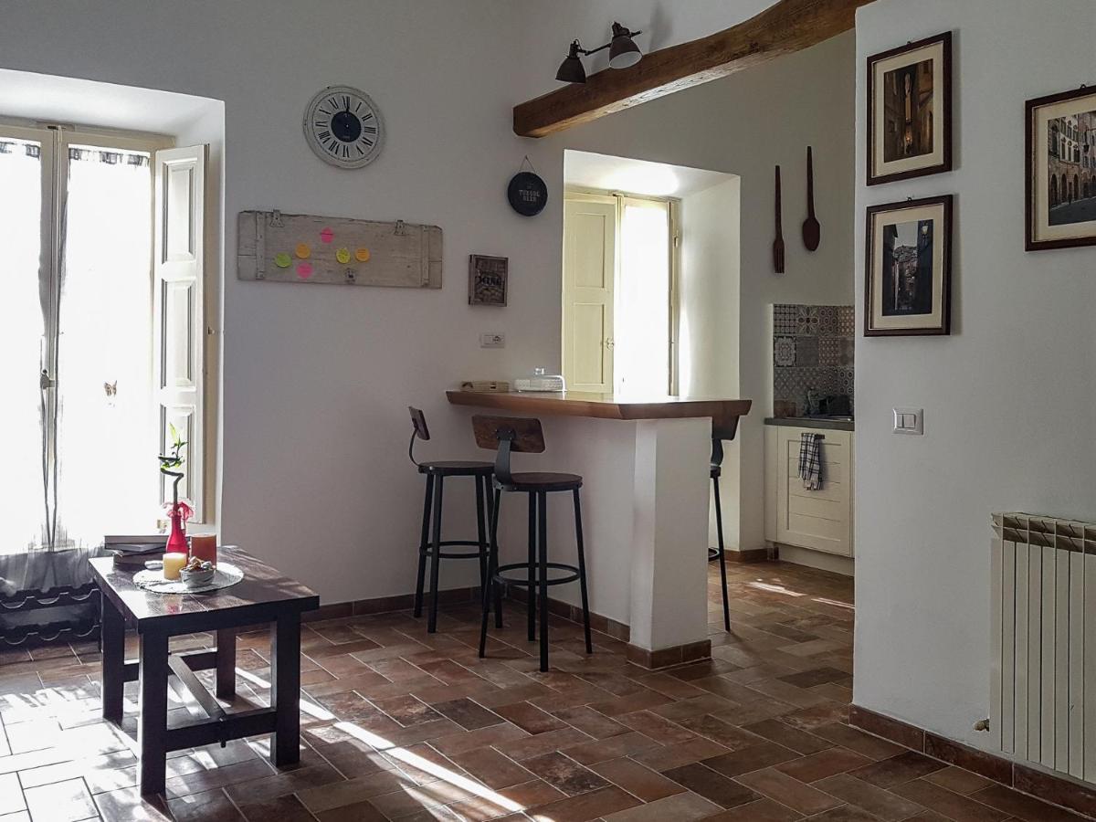 Il Rifugio Dell'Artista Bed & Breakfast Passignano sul Trasimeno Exterior photo