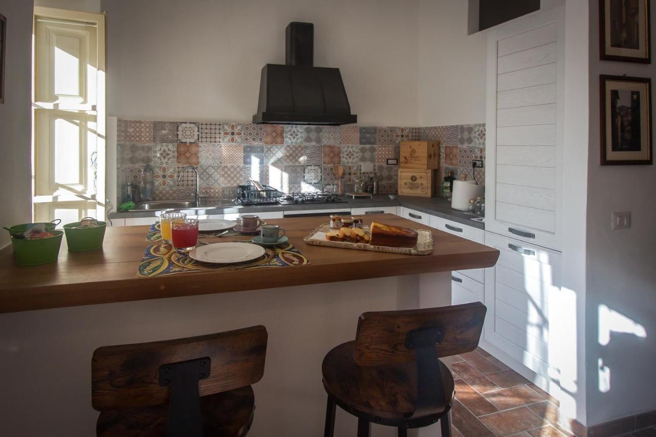 Il Rifugio Dell'Artista Bed & Breakfast Passignano sul Trasimeno Exterior photo