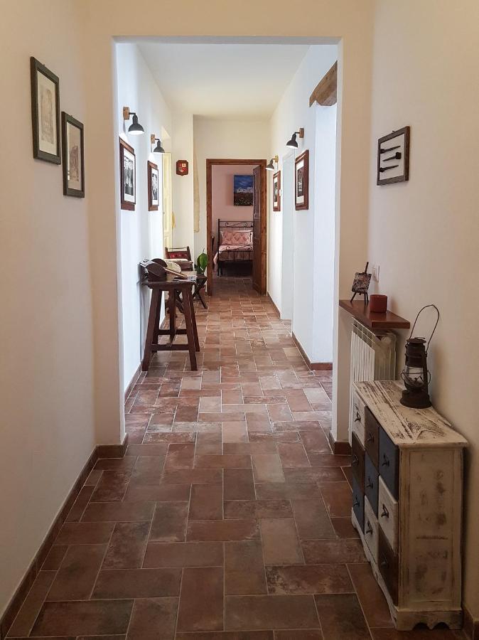 Il Rifugio Dell'Artista Bed & Breakfast Passignano sul Trasimeno Exterior photo